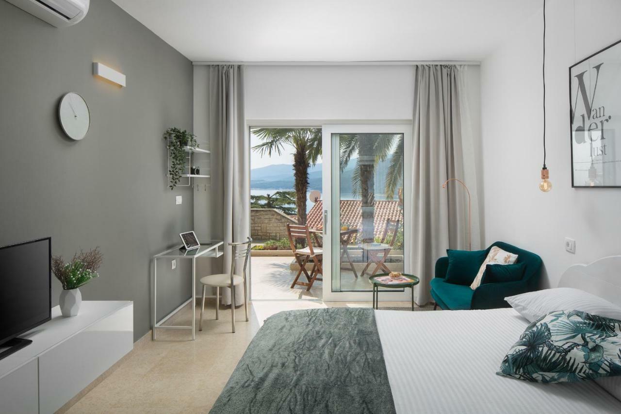 Studio Apartment Close To The Sea 拉巴克 外观 照片
