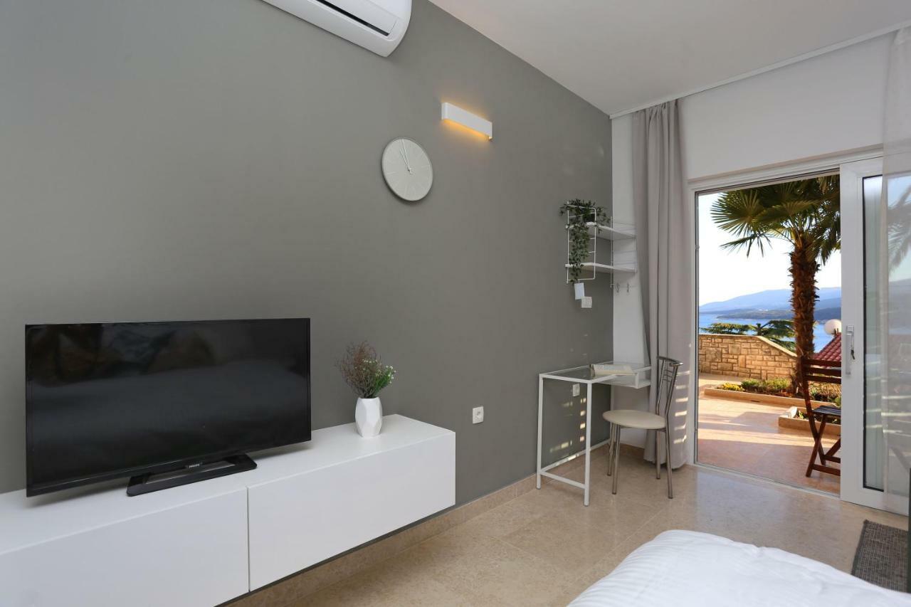 Studio Apartment Close To The Sea 拉巴克 外观 照片